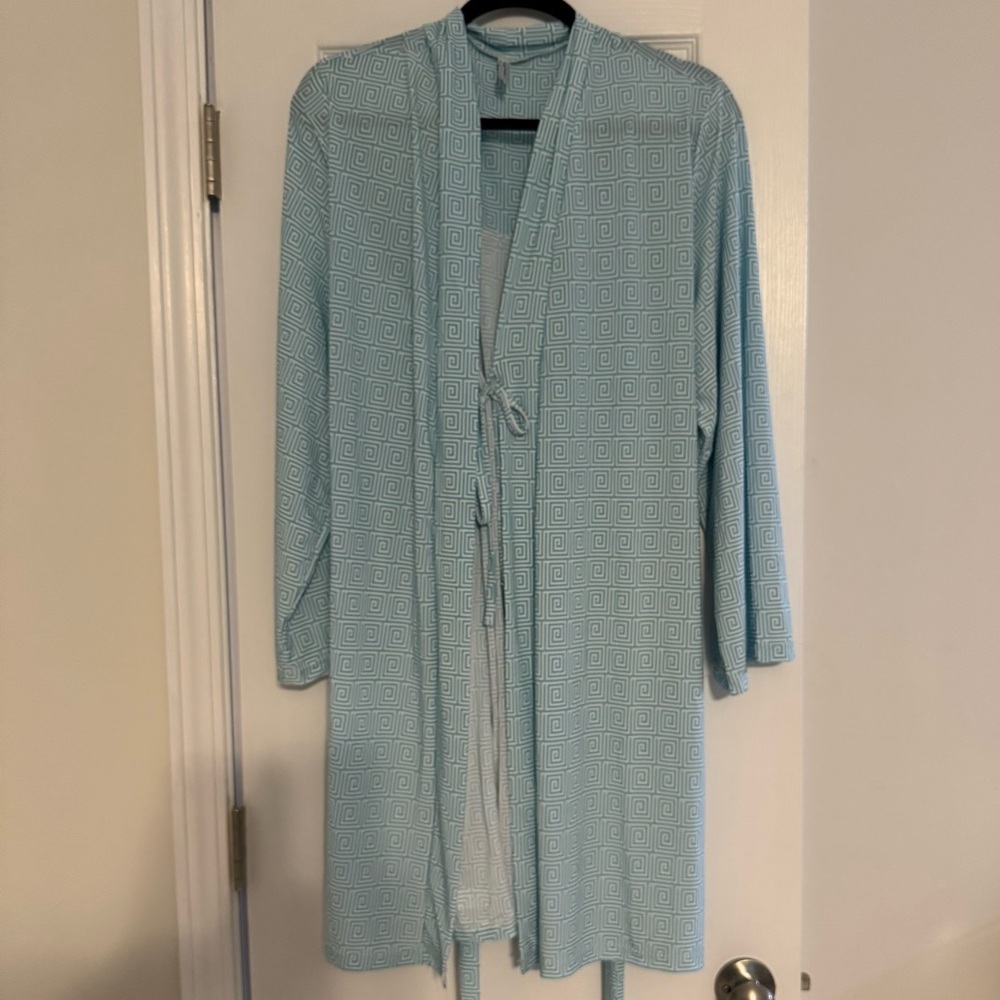 Simply Southern Light Blue Geometric Patterned Robe‎